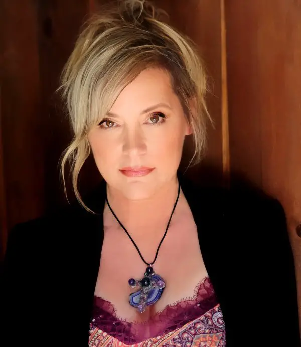Dedee Pfeiffer